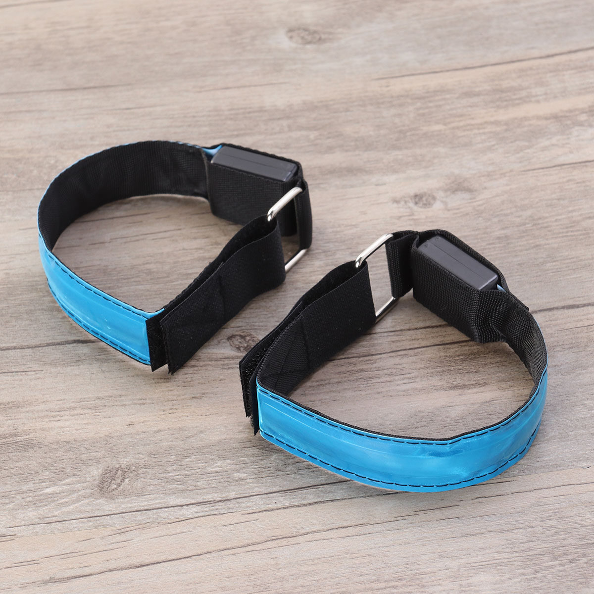 4Pcs LED Armband with Auto Cur - Running Gear Auto 评论和价格